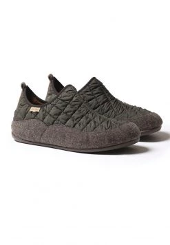 Toni Pons Uomo NIL-UM - Pantofole - Caqui -Negozio online Toni Pons Italia 35720db33f754fc8a1e11bfbf5e145bd