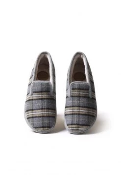 Toni Pons Uomo Pantofole - Gris -Negozio online Toni Pons Italia 3a9ab044365a403ea80695b47a17f4d1