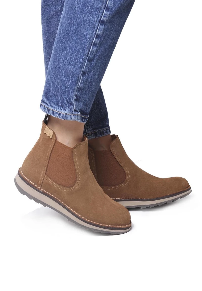 Toni Pons Donna ISONA-SY - Tronchetti - Torrat 1 Toni Pons Donna ISONA-SY - Tronchetti - Torrat