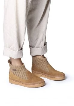 Toni Pons Donna GIGI - Tronchetti - Torrat